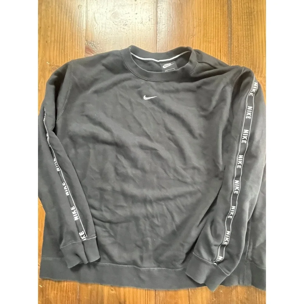 Nike Mens Crewneck Sweatshirt Black Logo Taping Sleeve Swoosh XL Pullover - Picture 1 of 5
